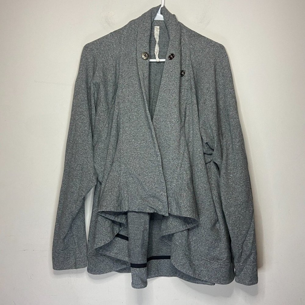 Lululemon Women 6 Thats a Wrap Jacket Drape Front Gray Snap Long Sleeve Stretch
